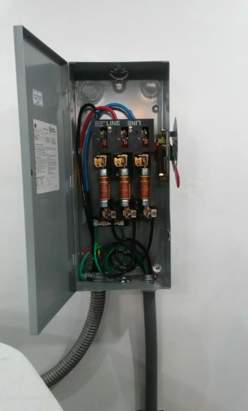 Three-phase disconnect switch installed for Electrical Wiring & Rewiring in Georgetown